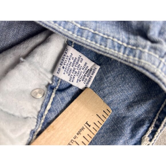 Almost Famous Women's SZ 9 Distressed Denim Shorts Lace Trim Baby Doll JCP49898 - Picture 13 of 14